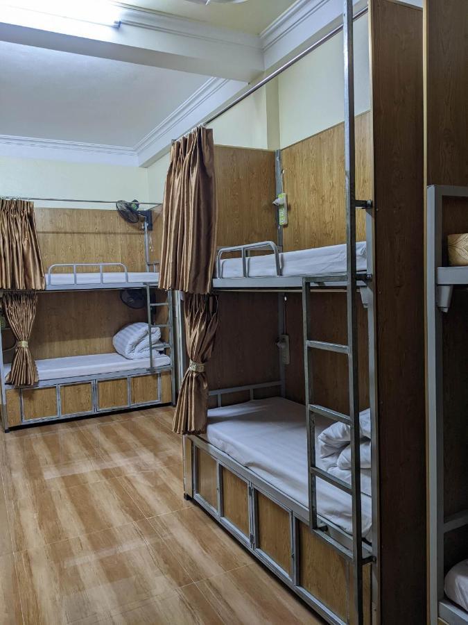 Train Station Backpackers Hostel 닌빈 외부 사진