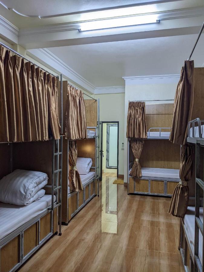 Train Station Backpackers Hostel 닌빈 외부 사진